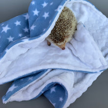 Load image into Gallery viewer, Blue stars fleece and white bubble fleece handling blankets for small pets.