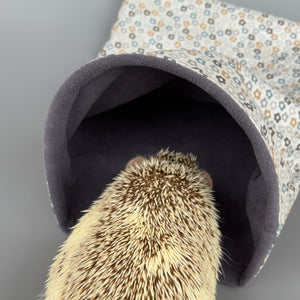 Little daisy snuggle sack, snuggle pouch, sleeping bag for hedgehog and small guinea pigs.