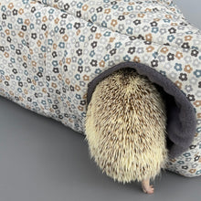 Load image into Gallery viewer, Little daisy corner house. Hedgehog and small pet cube house.