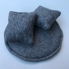 Load image into Gallery viewer, Regular cuddle cup cushions. Extra cuddle cup cushions and mini pillows. Removable cushions.