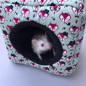 Dapper Mr Fox cosy cube house. Hedgehog and guinea pig cube house. Padded fleece lined house.