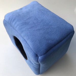 LARGE fleece cosy bed for guinea pigs and chunky hogs.