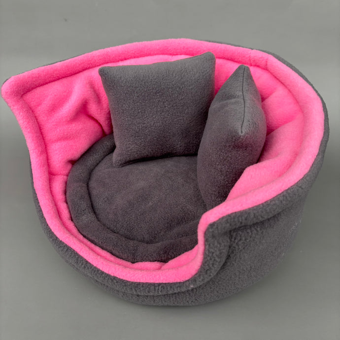 Large cuddle cup. Pet sofa for guinea pigs. Fleece sofa bed.
