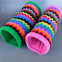 Load image into Gallery viewer, Zig Zag stay open tunnel. Padded fleece tunnel for hedgehogs rats and small pets. Small pet cosy tunnel.