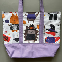 Load image into Gallery viewer, Halloween hedgehog shopping bag. Reusable tote bag. Pet lover bag.