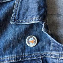 Load image into Gallery viewer, Autumn hedgehog badge. 25mm badge. Hedgehog pin. Animal lover gift.