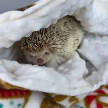 Load image into Gallery viewer, Festive Christmas fleece bubble fleece handling blankets for small pets.