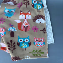 Load image into Gallery viewer, Woodland animals bubble fleece handling blankets for small pets.