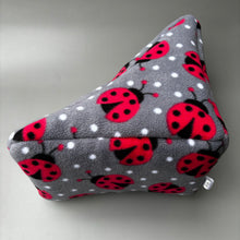 Load image into Gallery viewer, Ladybird corner house. Hedgehog and small pet cube house.