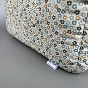 LARGE little daisy cosy bed. Cosy cube. Cuddle Cube. Snuggle house.