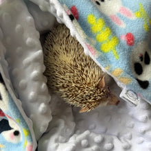 Load image into Gallery viewer, Bunny &amp; panda bubble fleece handling blankets for small pets.