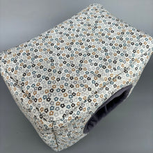 Load image into Gallery viewer, LARGE little daisy cosy bed. Cosy cube. Cuddle Cube. Snuggle house.