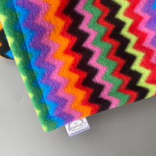 Load image into Gallery viewer, Custom size zig zag fleece cage liners made to measure