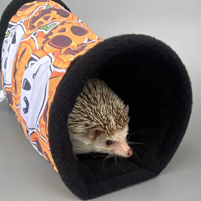Pumpkin and skulls Halloween stay open tunnel. Padded fleece tunnel.