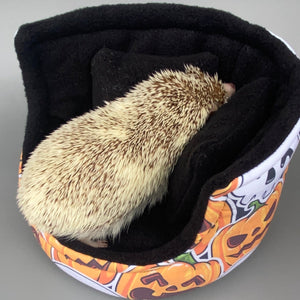 Pumpkin and skulls Halloween cuddle cup. Pet sofa. Hedgehog and small guinea pig bed.