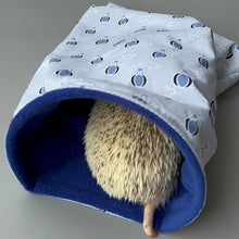 Load image into Gallery viewer, Hot air balloon snuggle sack, snuggle pouch, sleeping bag for hedgehog and small guinea pigs.