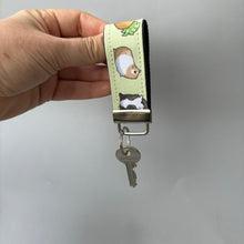 Load image into Gallery viewer, Guinea pig keychain. Guinea pig keyring. Guinea pigs key fob.