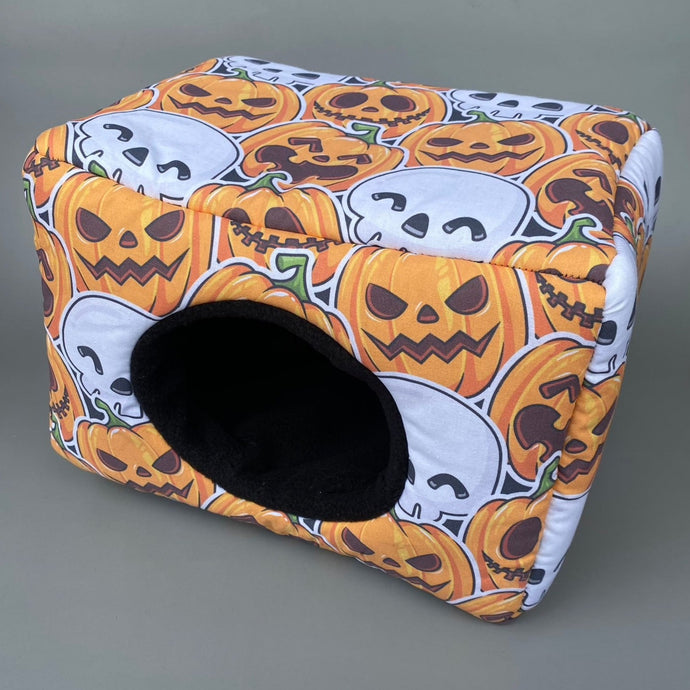 LARGE pumpkin and skulls Halloween cosy bed. Padded house for guinea pigs.