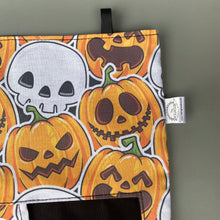Load image into Gallery viewer, Pumpkin and skulls Halloween guinea pigs hanging hay bag for guinea pigs.