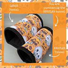 Load image into Gallery viewer, Pumpkin and skulls Halloween stay open tunnel. Padded fleece tunnel.