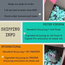 Load image into Gallery viewer, Christmas miniature bunting. Viv decorations. Cage decorations.