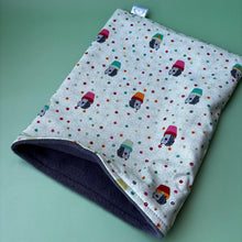 Load image into Gallery viewer, Hogs in pots mini set. Tunnel, snuggle sack and toys. Fleece bedding. Hedgehog fleece tunnel and pouch.