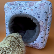 Load image into Gallery viewer, Halloween mummy and ghosts cosy cube house. Hedgehog and guinea pig cube house. Padded fleece lined house.