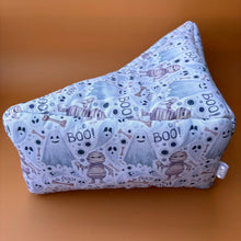 Load image into Gallery viewer, Halloween mummy and ghosts corner house. Hedgehog and small pet house. Padded fleece lined house.