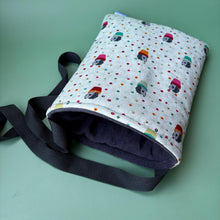 Load image into Gallery viewer, Hogs in pots padded bonding bag, carry bag for hedgehog. Fleece lined pet tote. Pet travel bag.