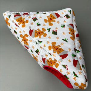 Christmas gingerbread man corner house. Hedgehog and small pet house. Padded fleece lined house.
