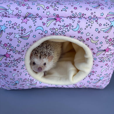 LARGE shooting stars cosy bed. Cosy cube. Cuddle Cube. Snuggle house. Fleece hidey. Padded house for guinea pigs.