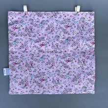 Load image into Gallery viewer, Shooting stars hanging hay bag for guinea pigs. Cotton hay feeder.