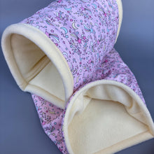 Load image into Gallery viewer, LARGE shooting star mini set. LARGE size tunnel, LARGE snuggle sack and toys. Fleece bedding.