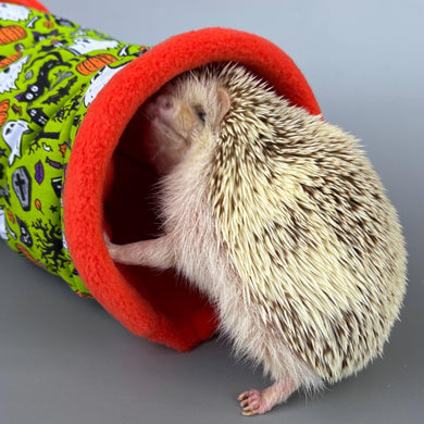 Halloween stay open tunnel. Padded fleece tunnel for hedgehogs, rats and small pets.