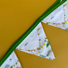 Load image into Gallery viewer, Clouds and bunting miniature bunting. Viv decorations. Cage decorations.