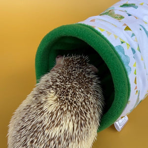 Clouds and bunting stay open tunnel. Padded fleece tunnel for hedgehogs, rats and small pets.