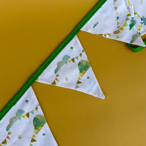 Clouds and bunting miniature bunting. Viv decorations. Cage decorations.