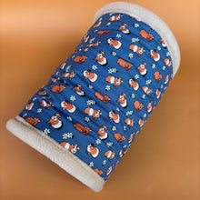 Load image into Gallery viewer, LARGE daisy guinea pigs stay open tunnel. Padded fleece tunnel.