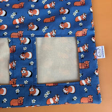 Load image into Gallery viewer, Daisy guinea pigs hanging hay bag for guinea pigs. Cotton hay feeder.