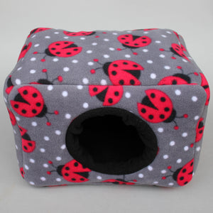 LARGE ladybird cosy bed for guinea pigs. Padded house for guinea pigs.
