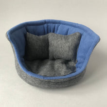 Load image into Gallery viewer, Regular cuddle cup. Pet sofa for hedgehogs. Fleece sofa bed.