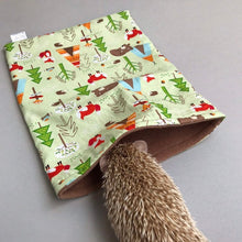Load image into Gallery viewer, Camping animals mini set. Tunnel, snuggle sack and toys. Fleece bedding. Hedgehog fleece tunnel and pouch.