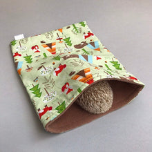Load image into Gallery viewer, Camping animals mini set. Tunnel, snuggle sack and toys. Fleece bedding. Hedgehog fleece tunnel and pouch.