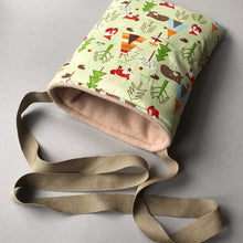 Load image into Gallery viewer, Camping animals padded bonding bag, carry bag for hedgehog.