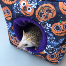 Load image into Gallery viewer, Pumpkin Halloween cosy cube bed. Hedgehog and guinea pig bed. Fleece pet bed.