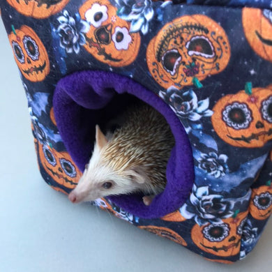 Pumpkin Halloween cosy cube bed. Hedgehog and guinea pig bed. Fleece pet bed.