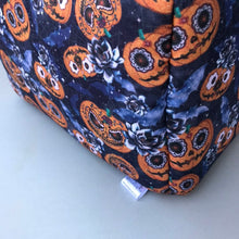 Load image into Gallery viewer, Pumpkin Halloween cosy cube bed. Hedgehog and guinea pig bed. Fleece pet bed.