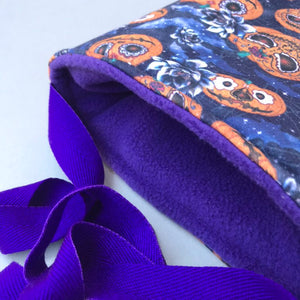Padded pumpkin Halloween bonding bag, carry bag for hedgehog. Halloween pet tote.