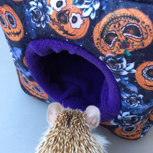 Pumpkin Halloween cosy cube bed. Hedgehog and guinea pig bed. Fleece pet bed.