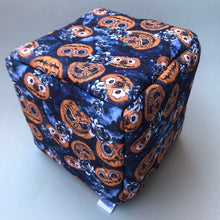 Load image into Gallery viewer, Pumpkin Halloween cosy cube bed. Hedgehog and guinea pig bed. Fleece pet bed.